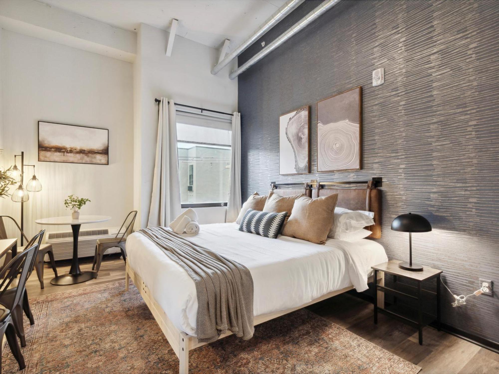 Large 3Br Apts & Studios, Free Parking, Gym, Game Room フィラデルフィア エクステリア 写真