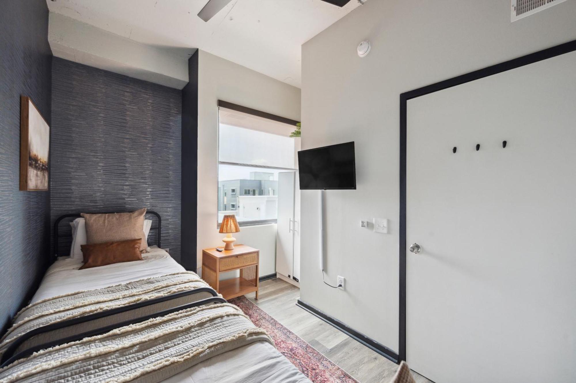 Large 3Br Apts & Studios, Free Parking, Gym, Game Room フィラデルフィア エクステリア 写真