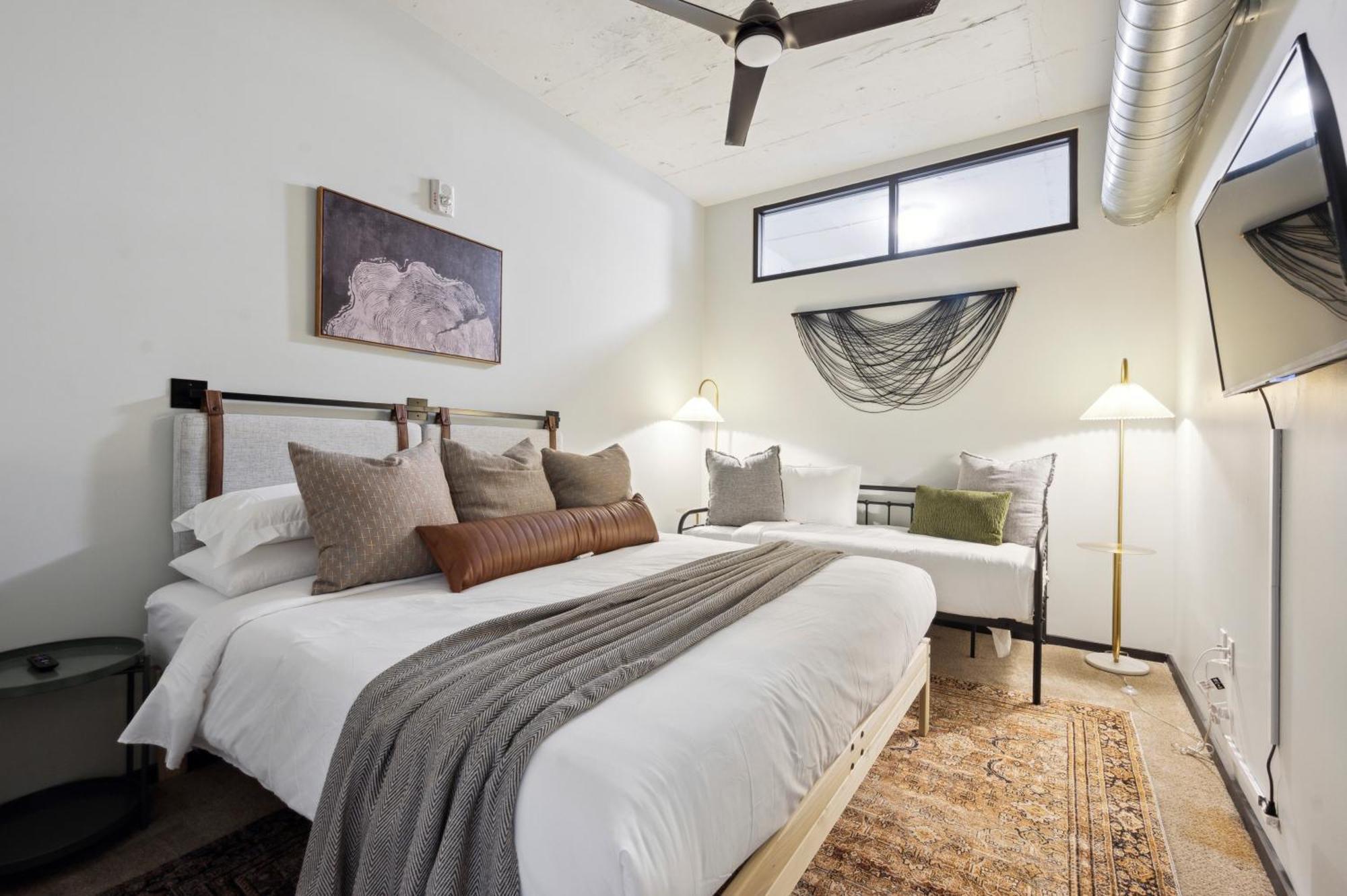 Large 3Br Apts & Studios, Free Parking, Gym, Game Room フィラデルフィア エクステリア 写真