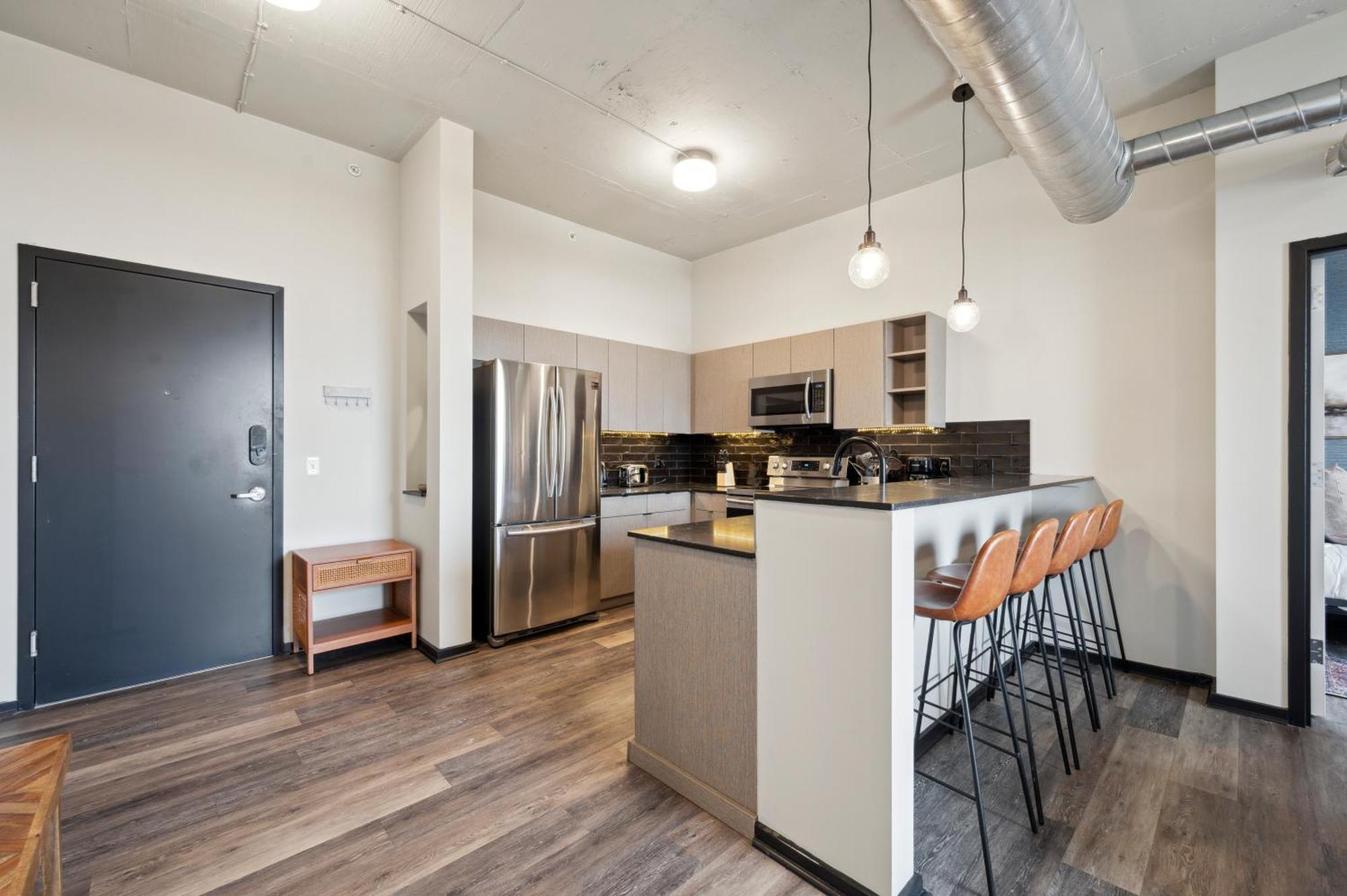 Large 3Br Apts & Studios, Free Parking, Gym, Game Room フィラデルフィア エクステリア 写真