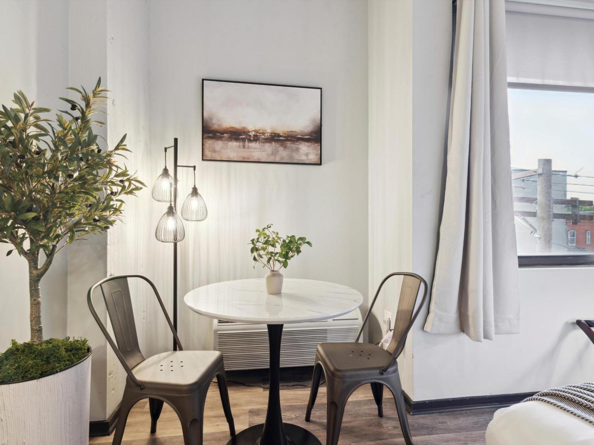 Large 3Br Apts & Studios, Free Parking, Gym, Game Room フィラデルフィア 部屋 写真